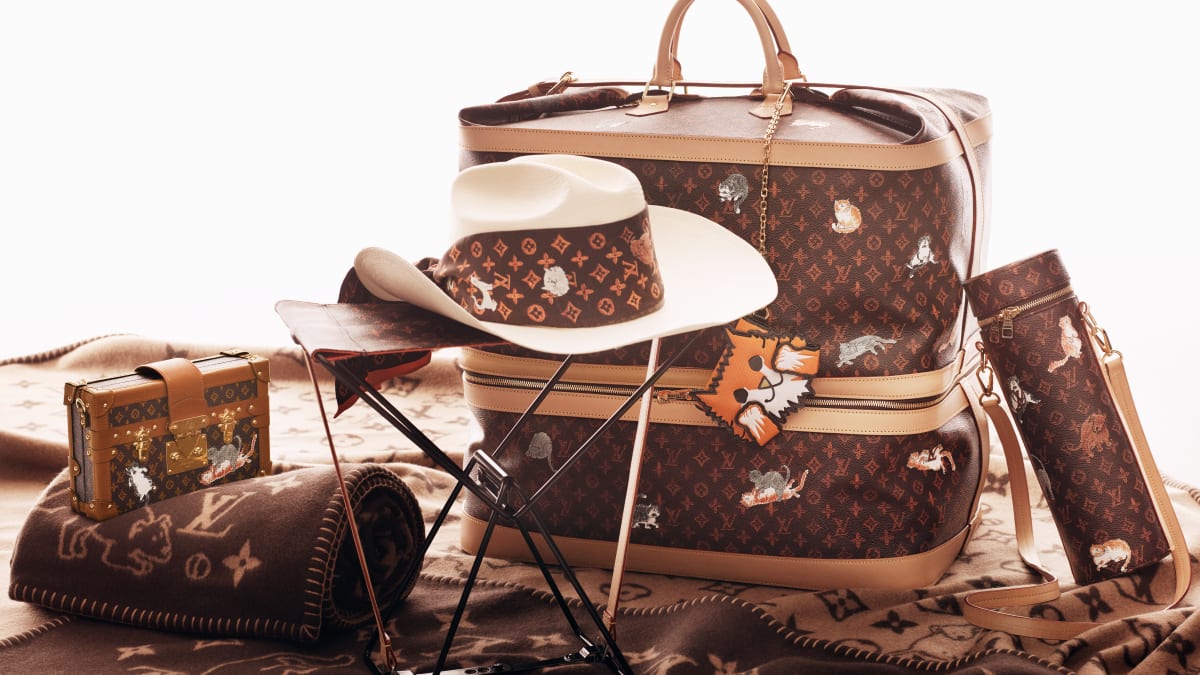 Bolso Louis Vuitton Grace Coddington en cuero marrón - Fashion Inspiration  and Discovery - Louis Vuitton Will Release a Luxury AirPods Case