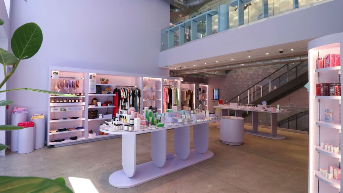 Luxury Brands Invest In Experiential Flagship Stores To Escape Confines Of  Malls