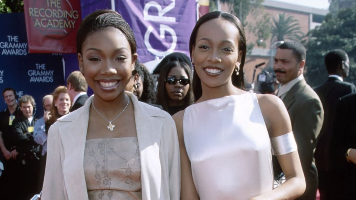 Great Outfits in Fashion History: Brandy and Monica in Coordinating Looks  at the 1999 Grammys - Fashionista