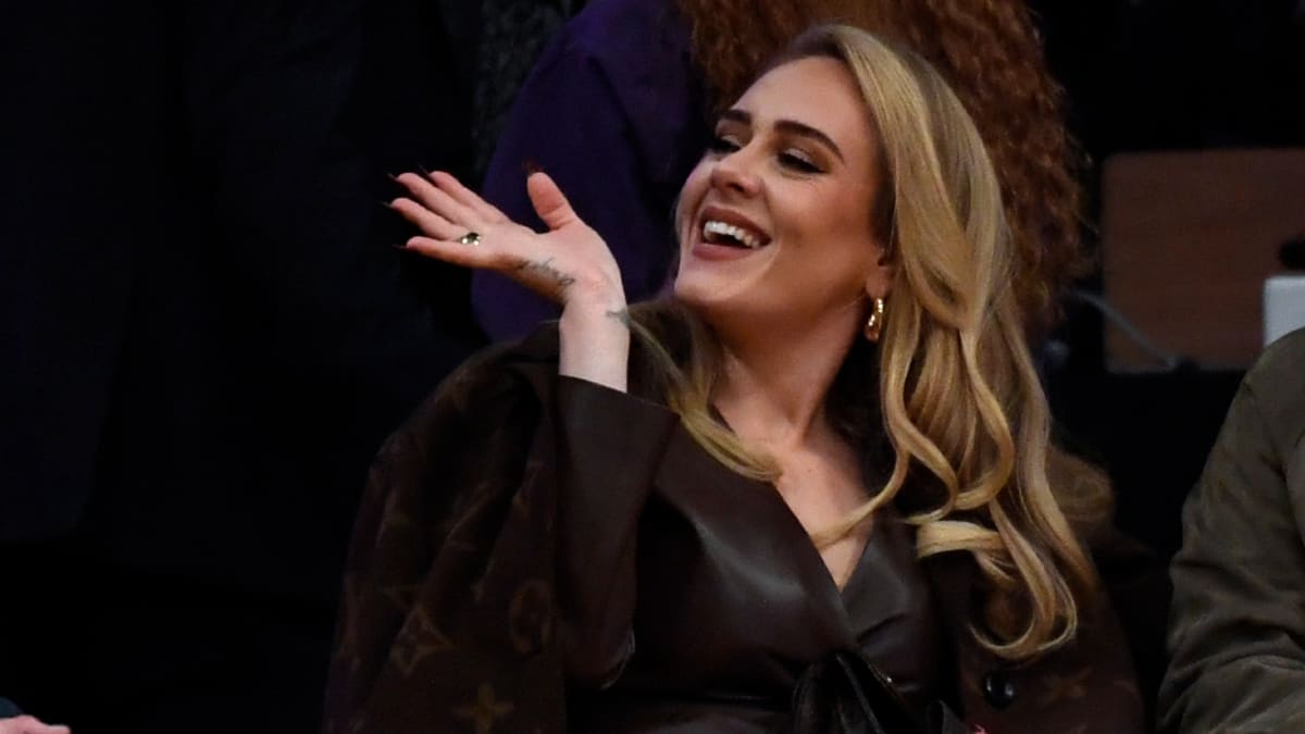 Adele wears £14k outfit as she heads to basketball match with