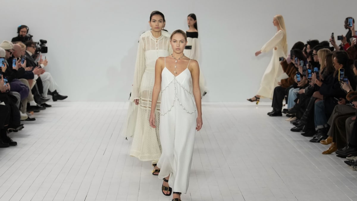 Gabriela Hearst Continues to Explore What Femininity Means at Chloé -  Fashionista