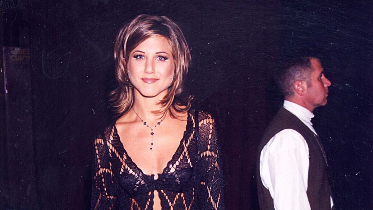 Great Outfits in Fashion History: Fashionista - Aniston\'s Cardigan 1995 See-Through Jennifer