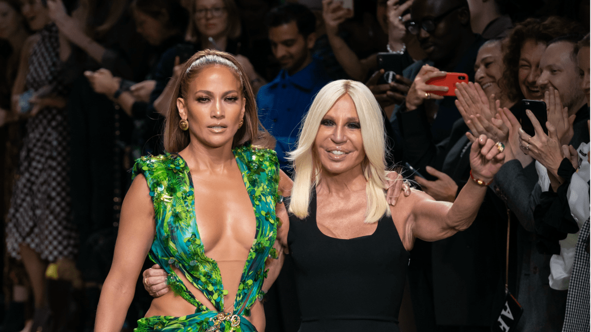 Versace Remixes Jennifer Lopez's Iconic 'Jungle Dress' Print for Spring  2020 - Fashionista