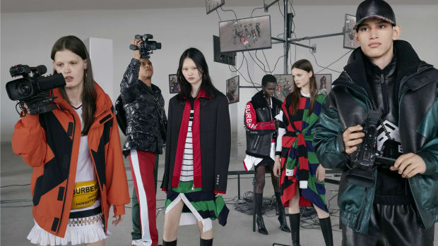 Burberry 101 2019 outlet