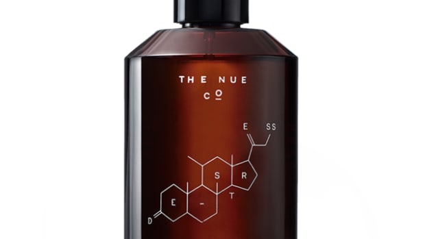 The Nue Co. s New Water Therapy Fragrance Claims to Reduce
