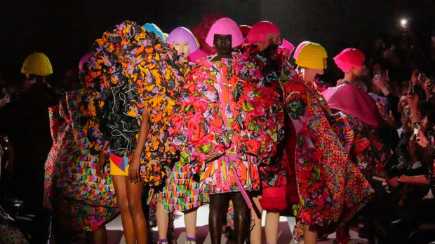 At Comme Des Garcons Spring 2020 Royalty Comes Undone Fashionista