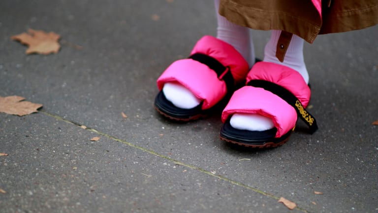 39 Pairs of Cozy Winter Shoes for Keeping Toasty Both Indoors and
