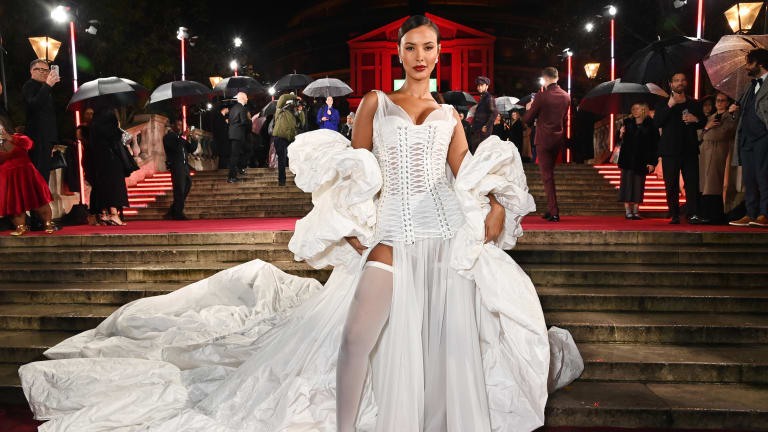 Best award red carpet fashion best sale