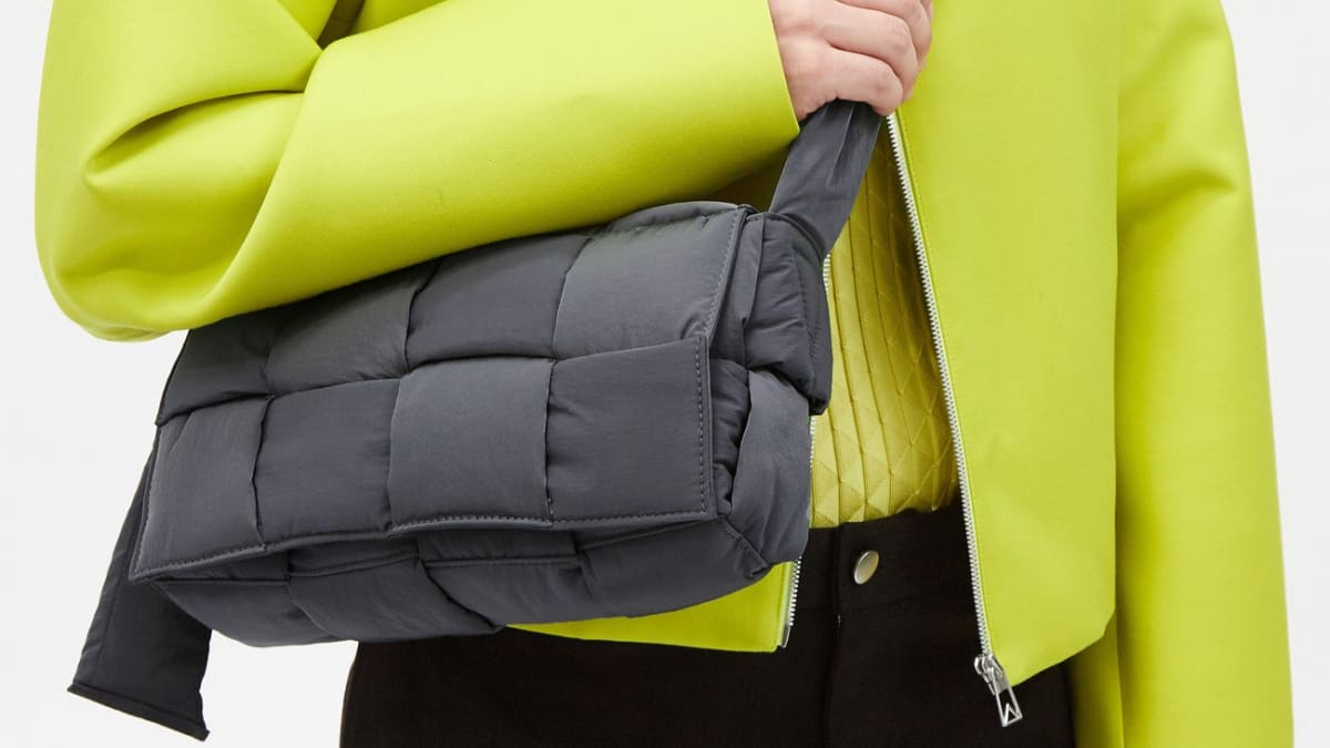 Bottega veneta cassette intrecciato 2025