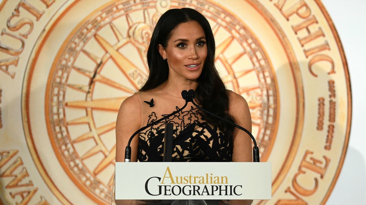 Bird dress hotsell meghan markle
