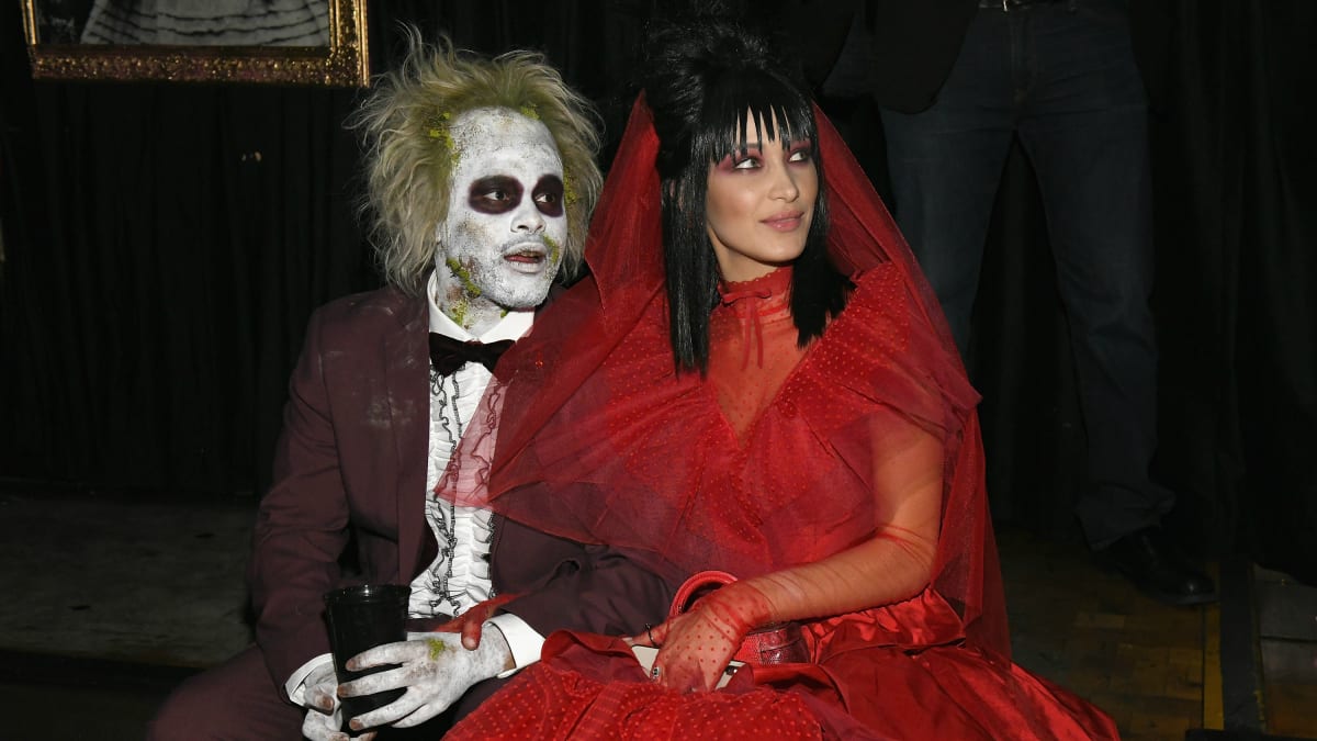 Beetlejuice red bride costume clearance