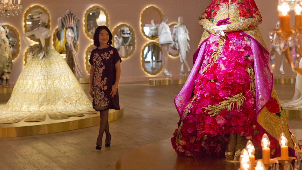 Chinese Couturier Guo Pei s Jaw Dropping Gowns Have Earned their First Museum Exhibit Fashionista