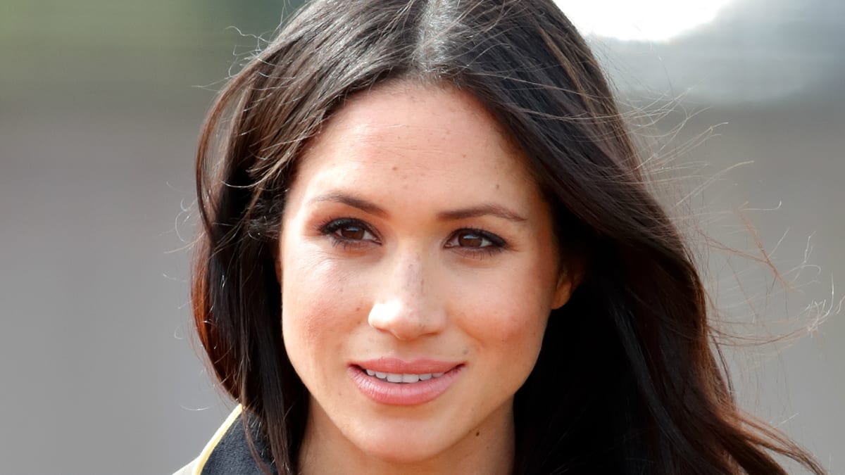 Meghan Markle Wore a Thing Aritzia Cocoon Coat Edition Fashionista