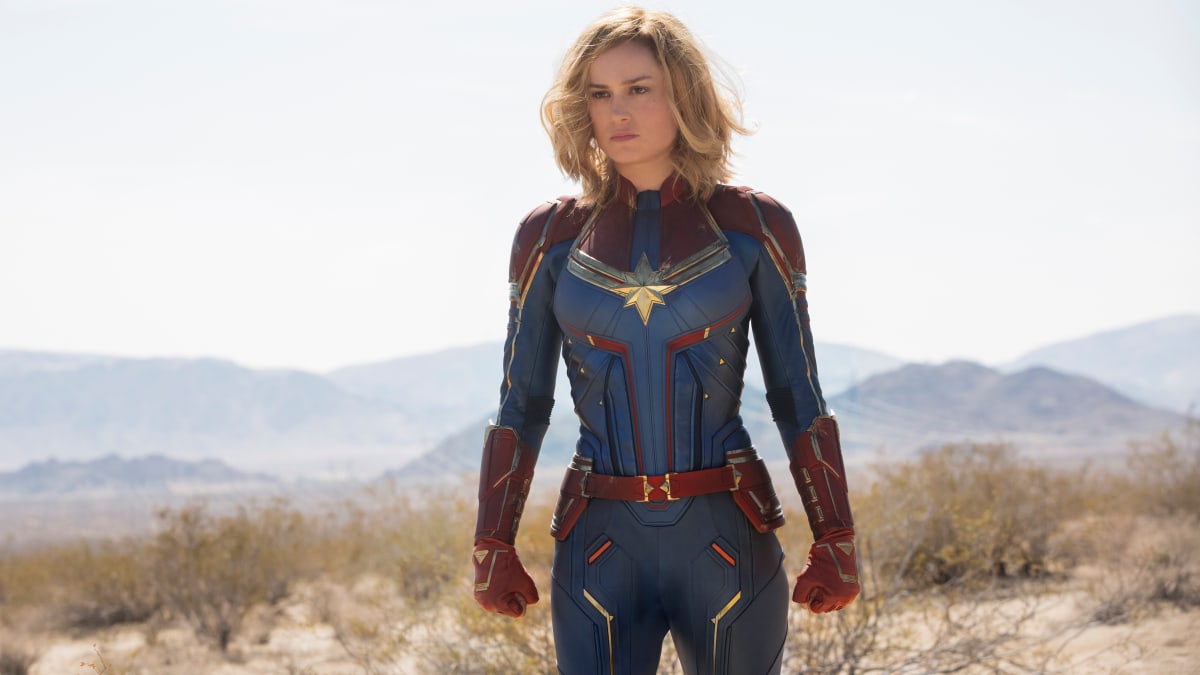 Captain marvel gym clothes best sale