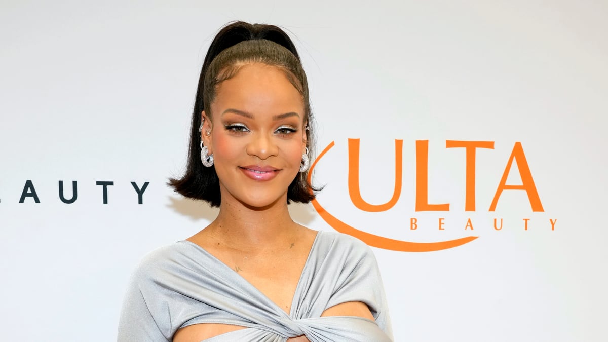 Rihanna sales makeup ulta