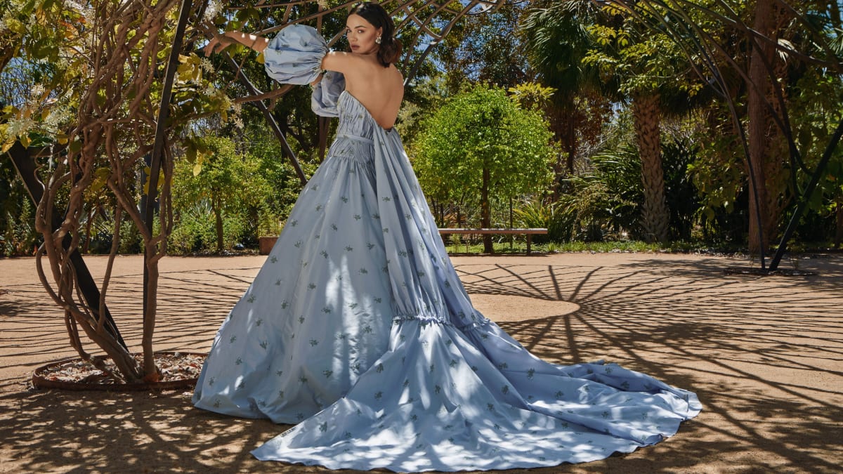 Trending dresses for wedding 2025