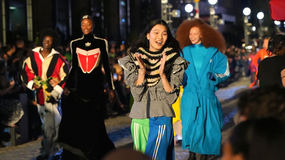 IN VOGUE Six decades of fashion ヴォーグ Vogue Builds a World - The New York Times