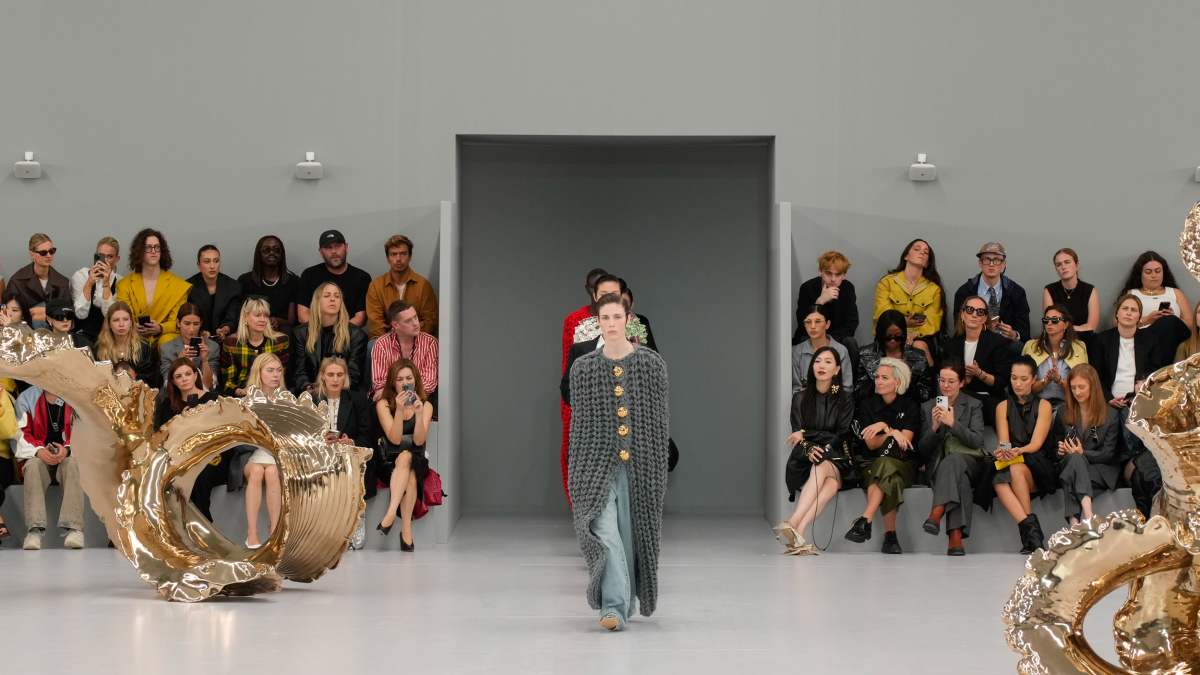 Jonathan Anderson Presents a Loewe Collection for the Everyday