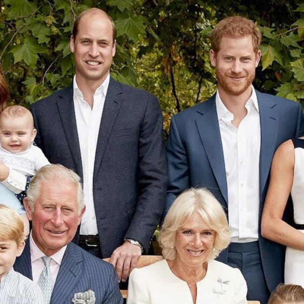Royal Wedding Harry and Meghan Markle Family Portrait 10x8 Photo 