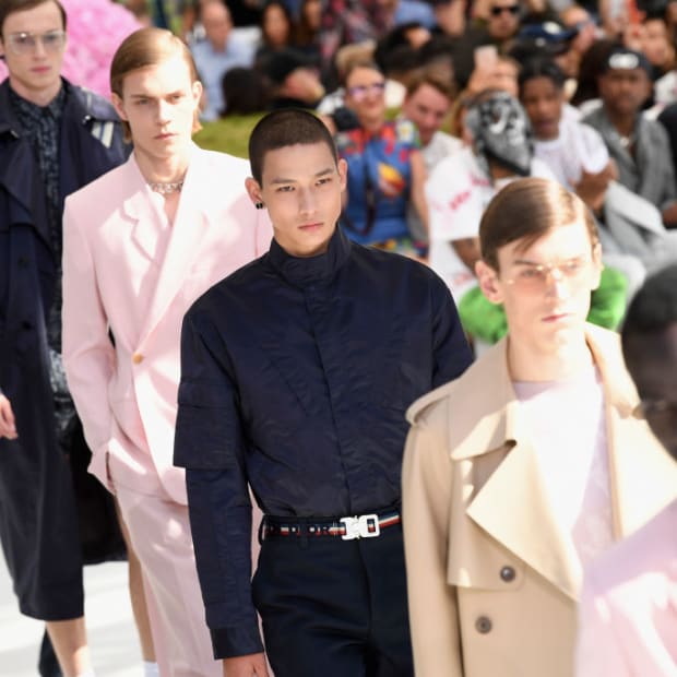 Watch Virgil Abloh's Louis Vuitton Men's Runway Show Live - Fashionista