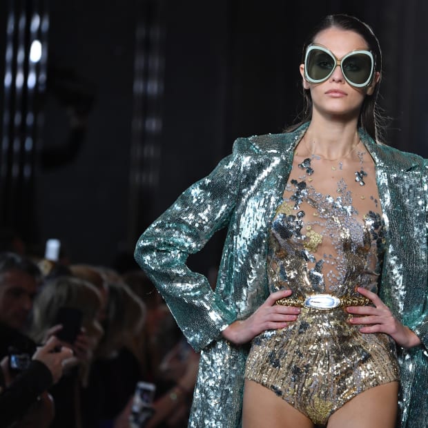 See Every Look from Versace's Fall 2019 Collection - Fashionista