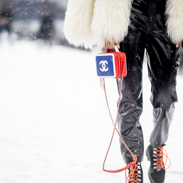 where to buy winter clothes online