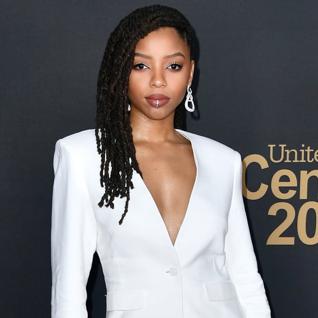 Chloe X Halle Are Poised to Take the Fashion World (and the Universe) by  Storm - Fashionista
