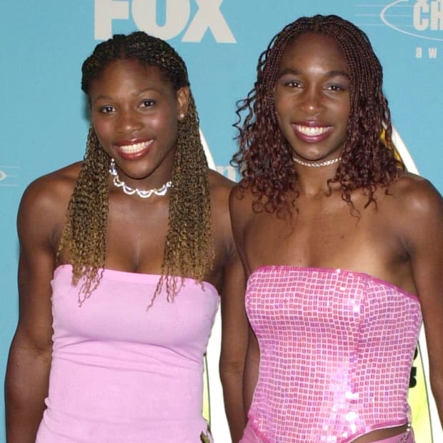 Great Outfits in Fashion History: Venus Williams in a Sporty Louis Vuitton  FROW 'Fit - Fashionista