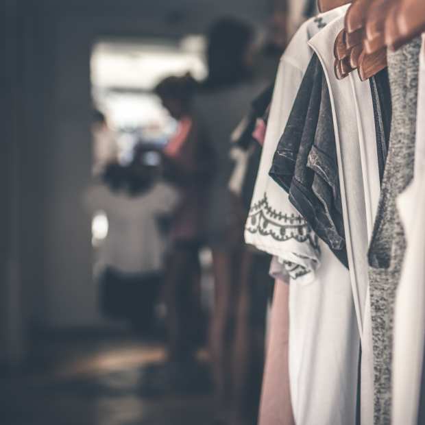 pexels-artem-beliaikin-994523