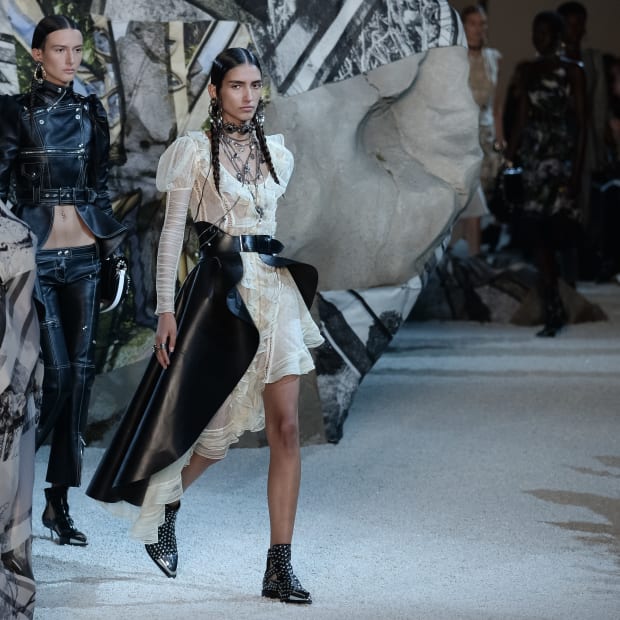 Coach's Fall 2020 NYFW Fashion Show Livestream: Watch Here – WWD