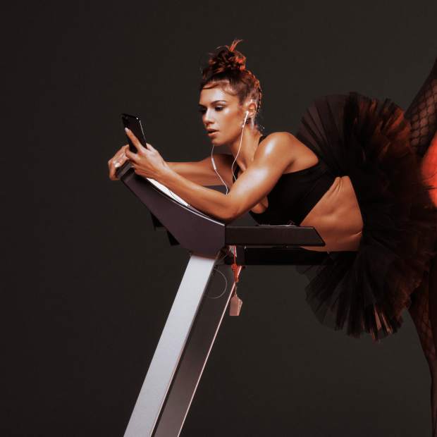 ELSA_SavageXFenty_Sport