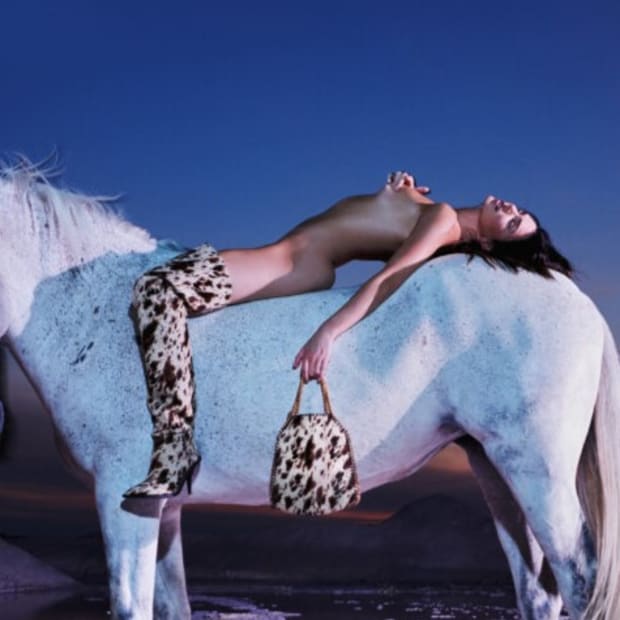 Billie Eilish Unveils Eco-Friendy Gucci Campaign & Vegan Purses – Billboard
