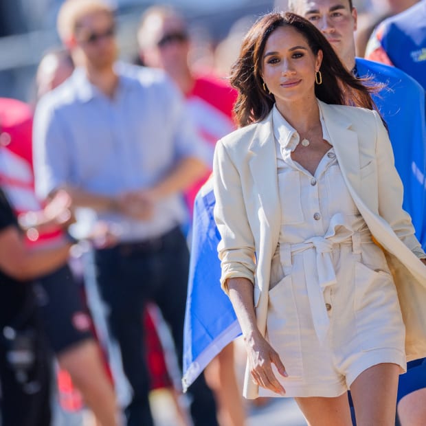 Meghan Markle Wore A Thing: Contrast J.Crew Cardigan With Staud