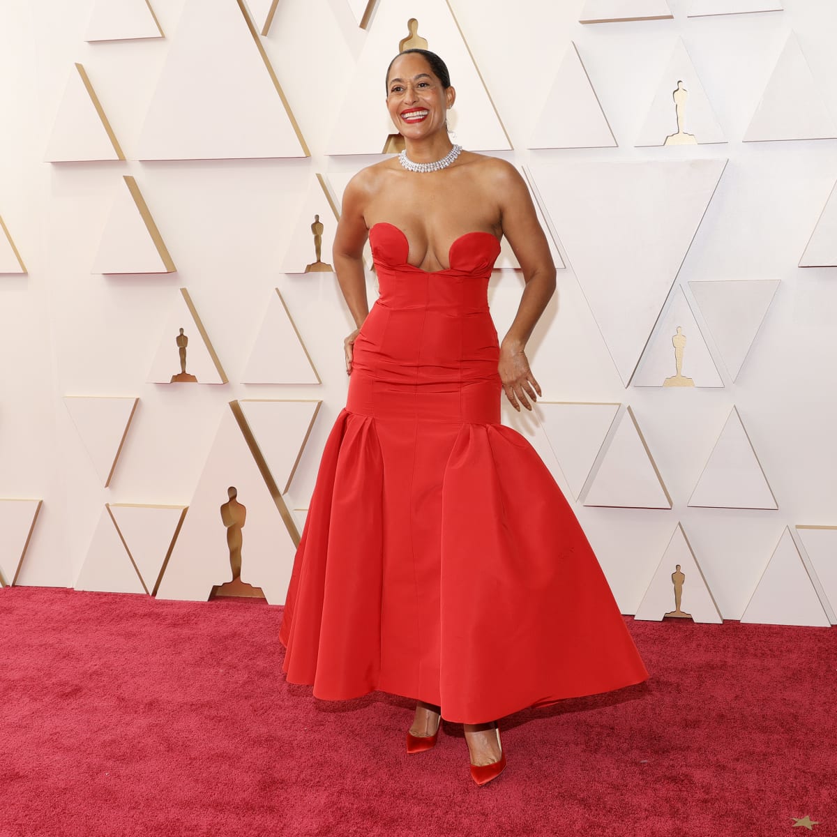 længde jordskælv Kaptajn brie Celebrities Brought a Little Extra Red to the Oscars Red Carpet -  Fashionista