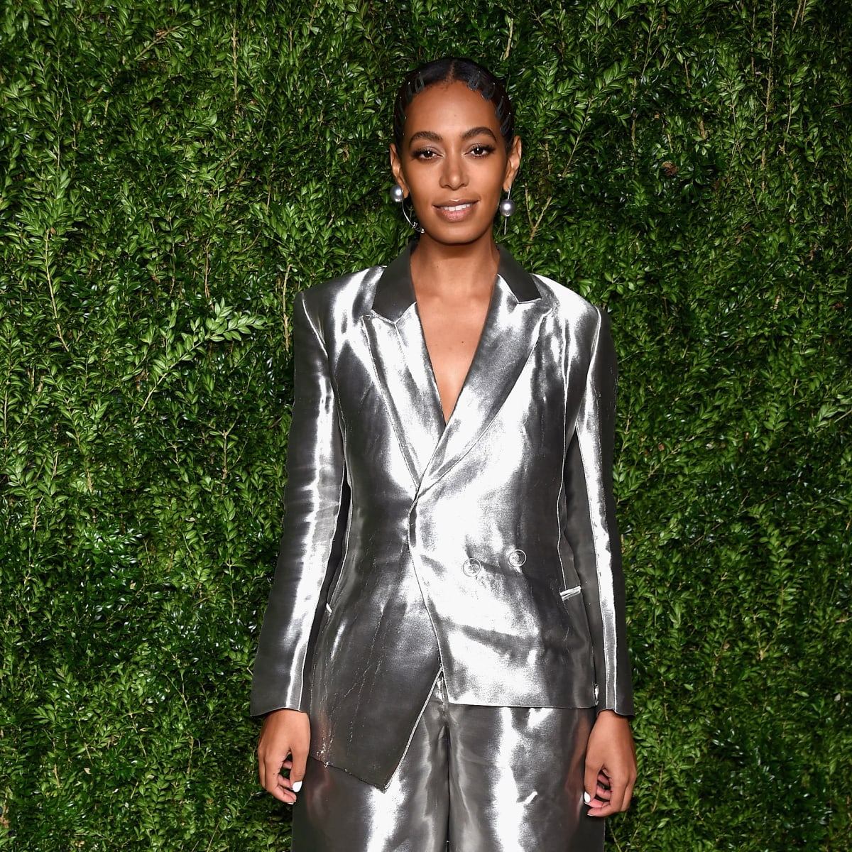 Great Outfits in Fashion History: Solange in a Futuristic Off-White Suit -  Fashionista