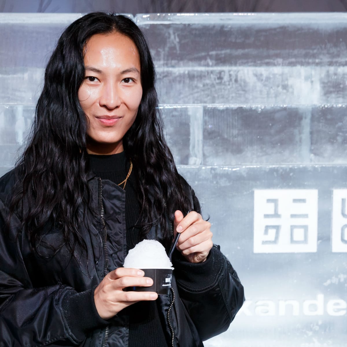 Uniqlo and Alexander Wang collaboration uses Heattech - Inside