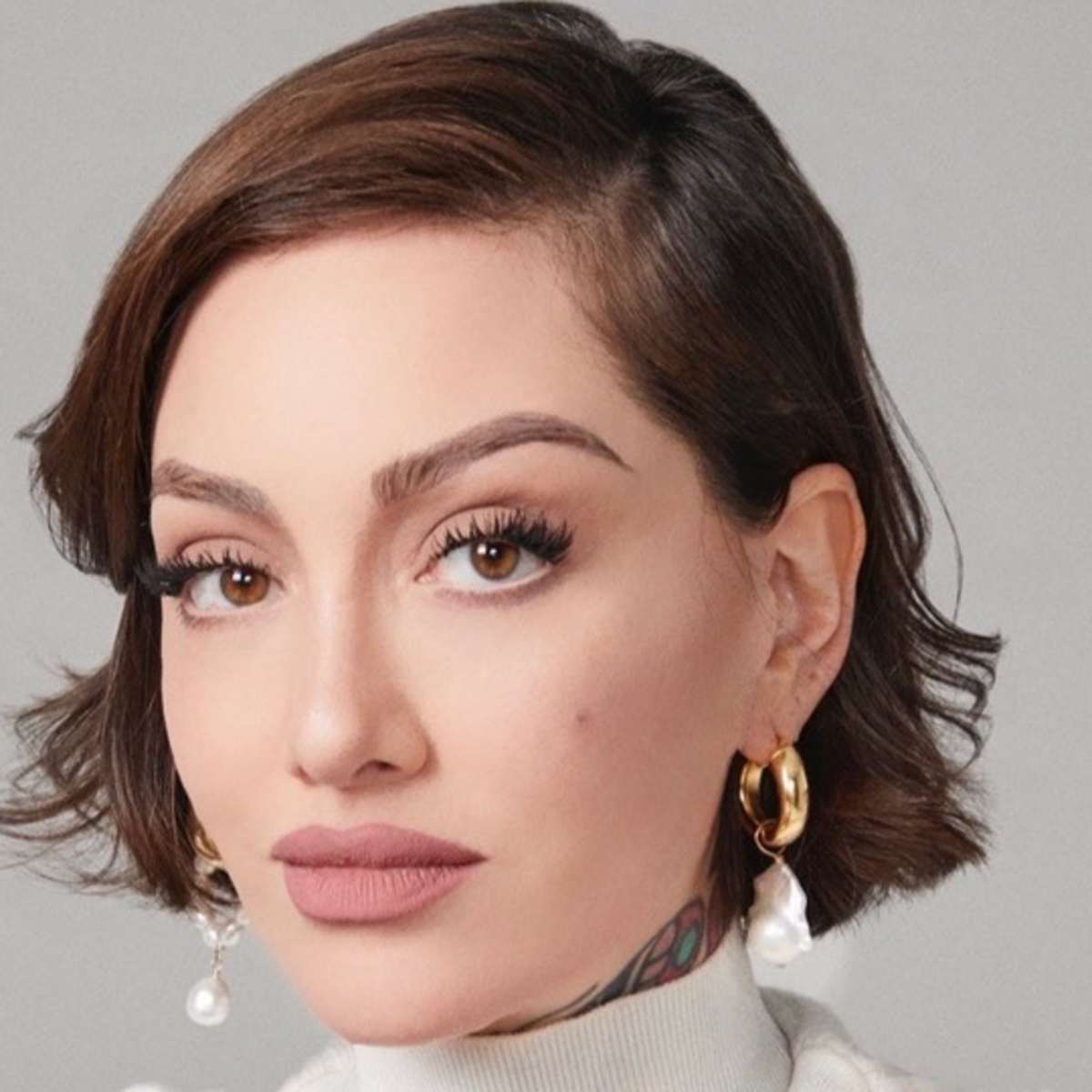 Spotlight on UK Beauty Influencers for Your Brand | Sprout Social, image size:1200x1200