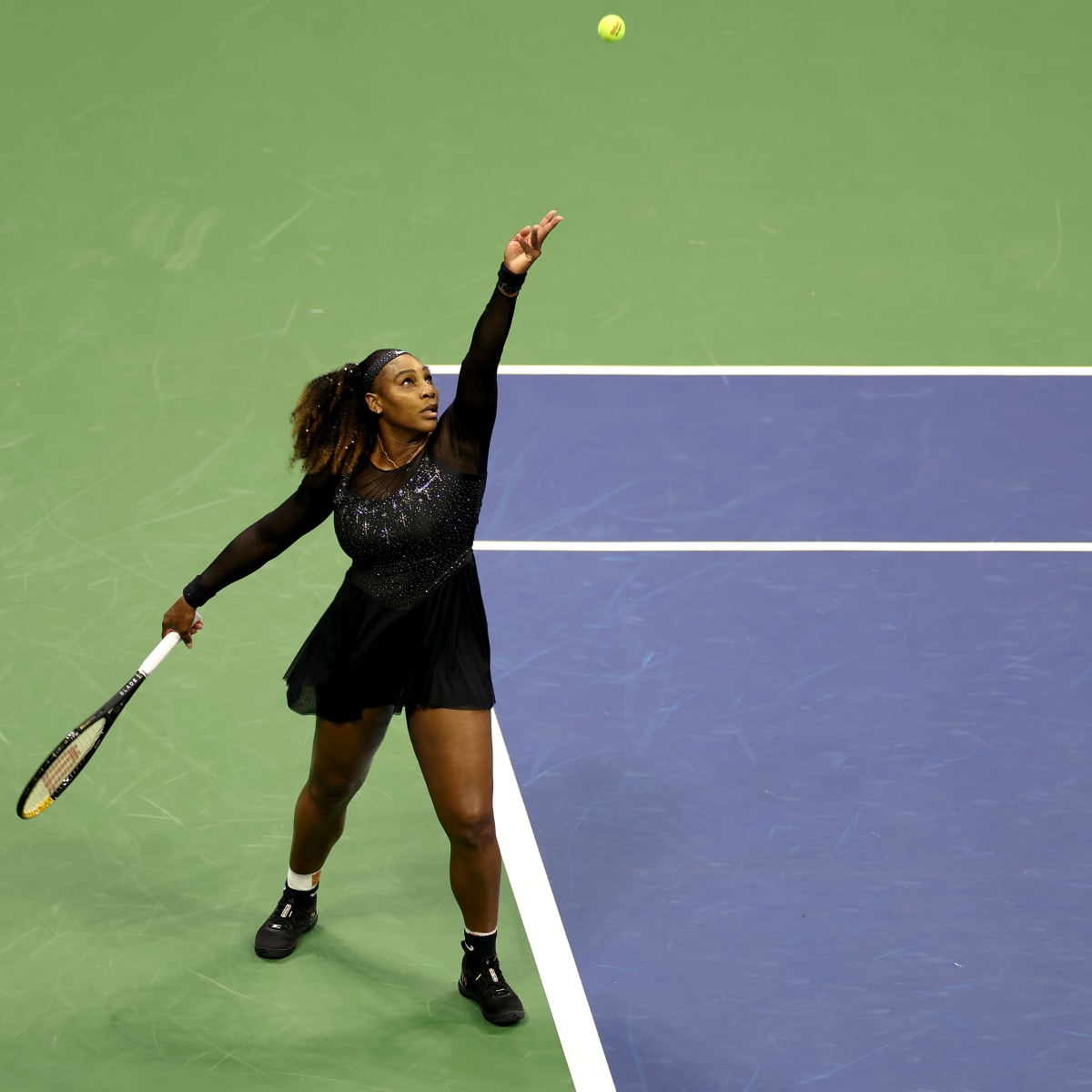 positie blad vluchtelingen Serena Williams Shines Bright in Custom Nike for Final U.S. Open -  Fashionista