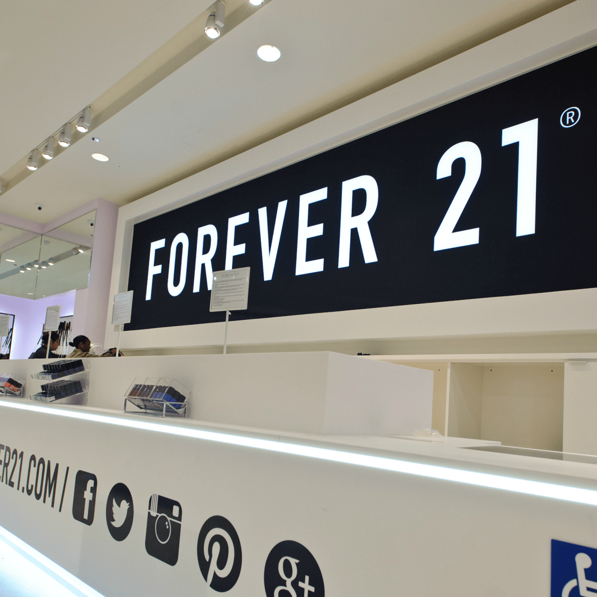 Forever 21 Bankruptcy Signals a Shift in Consumer Tastes - The New