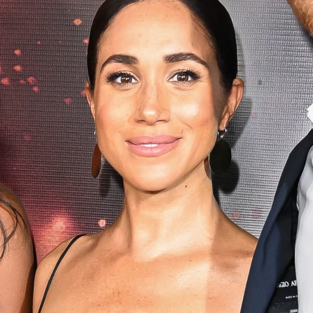 Meghan Markle Wore a Thing Olive Green Lisa Marie Fernandez Dress Edition Fashionista