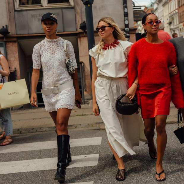 Danielle Nicole Is Hiring A Street Fashion Handbag Designer In New York NY Fashionista