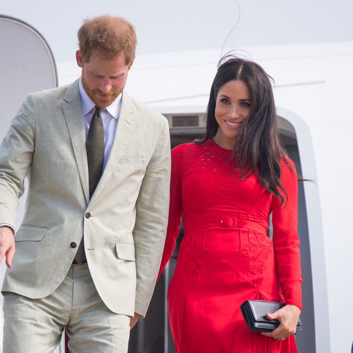 Red self portrait dress meghan markle store