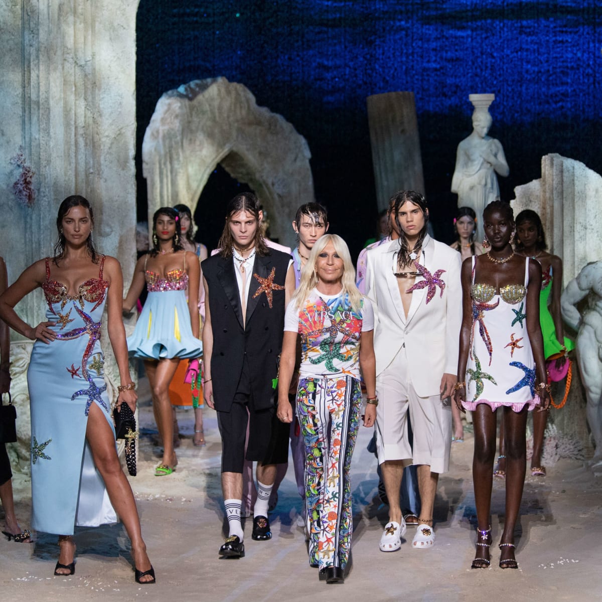 Versace 2021 sales