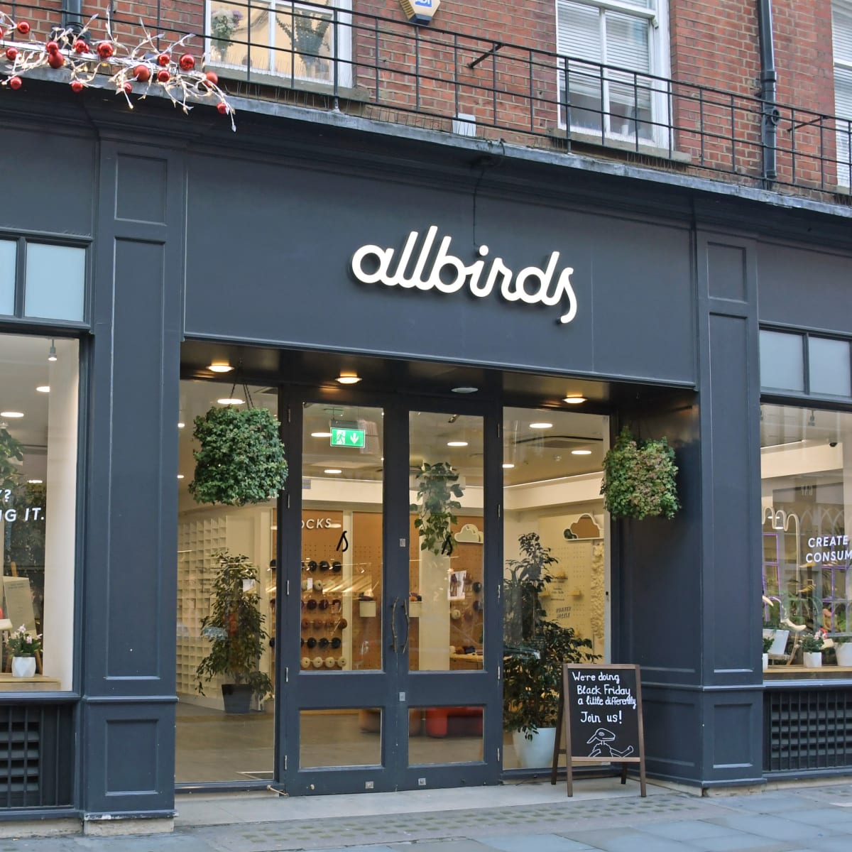 Allbirds Is Donating Shoes to Healthcare Workers Fashionista