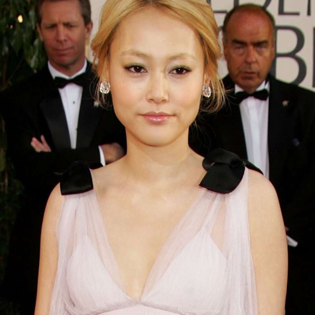 Great Outfits in Fashion History: Rinko Kikuchi in Elegant Chanel
