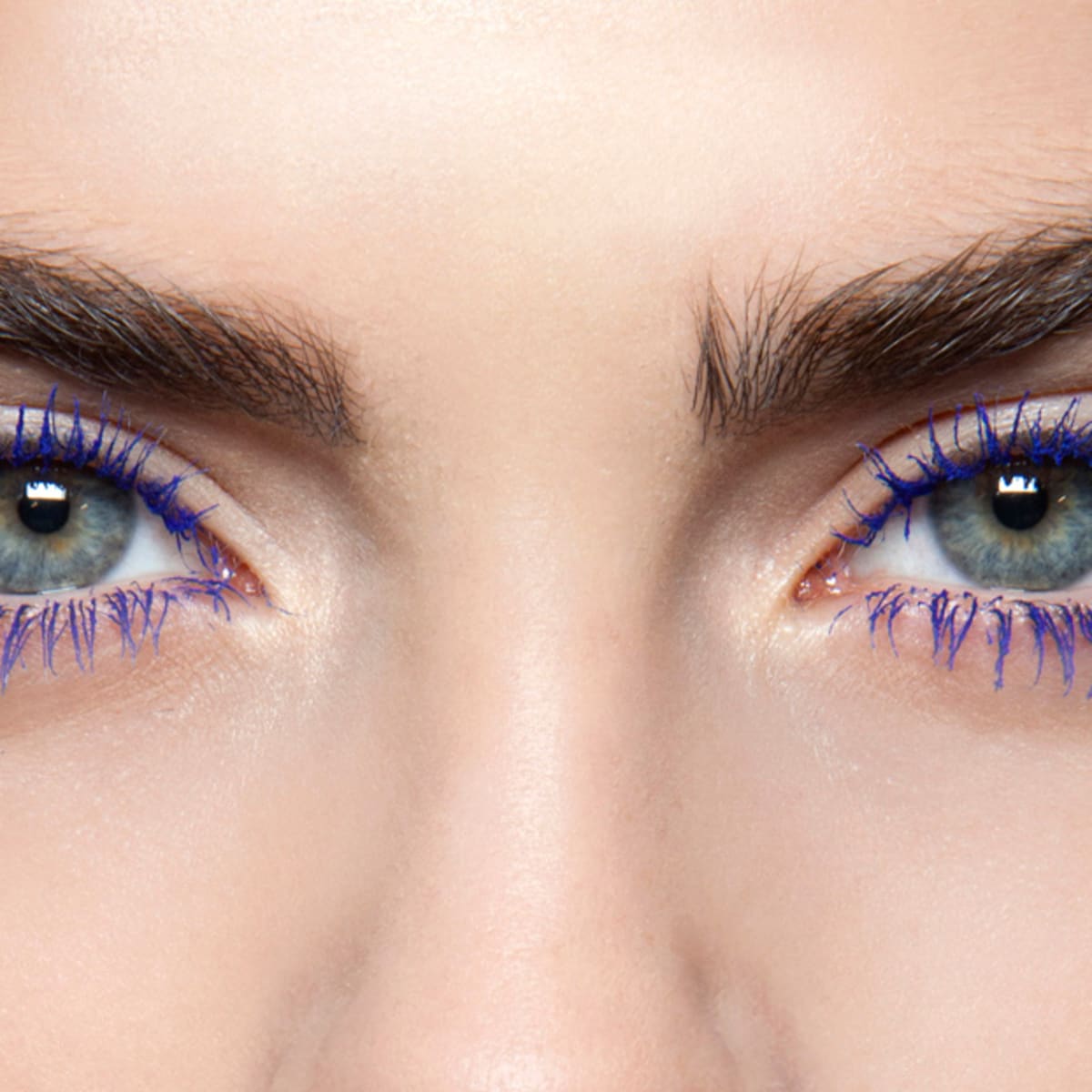 Blue mascaras shop