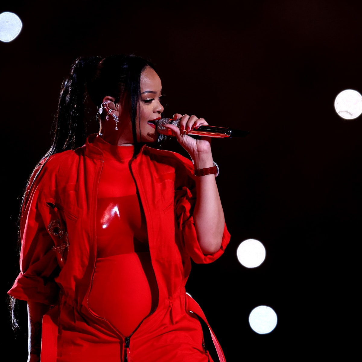 Rihanna Wears Red Loewe and Ala a for Super Bowl 2023 Performance