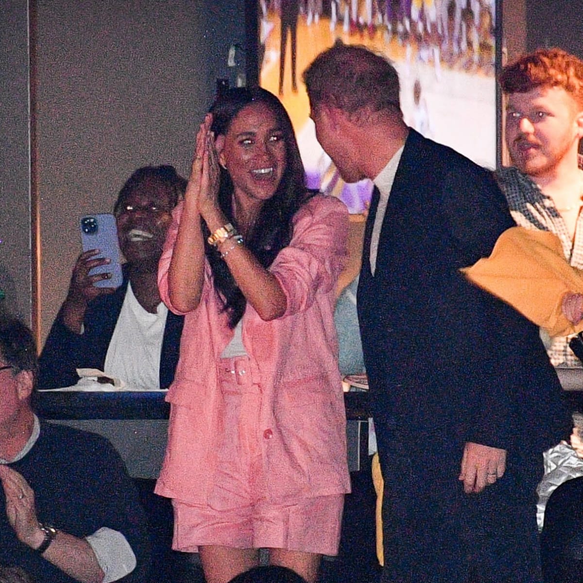 Meghan markle 2025 pink coat