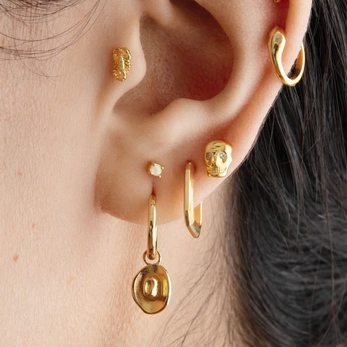 Cool hoop earrings clearance