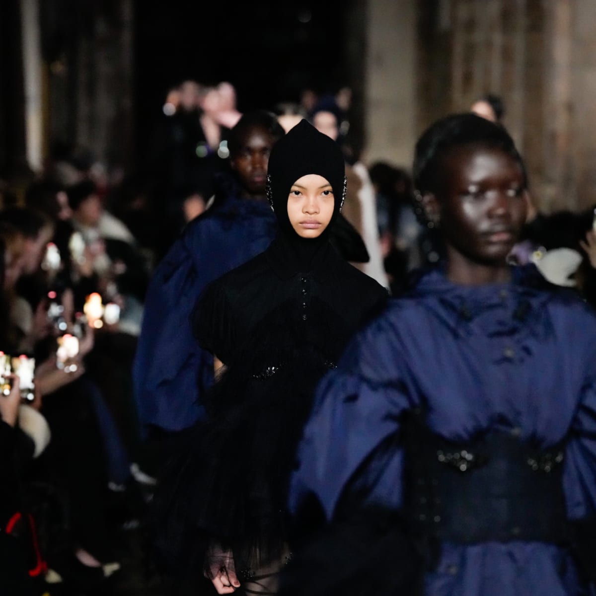 Simone Rocha【 ラグジュアリーな雰囲気☆ レザースライド 】 Spring/Summer 2024 Collection – Simone Rocha US